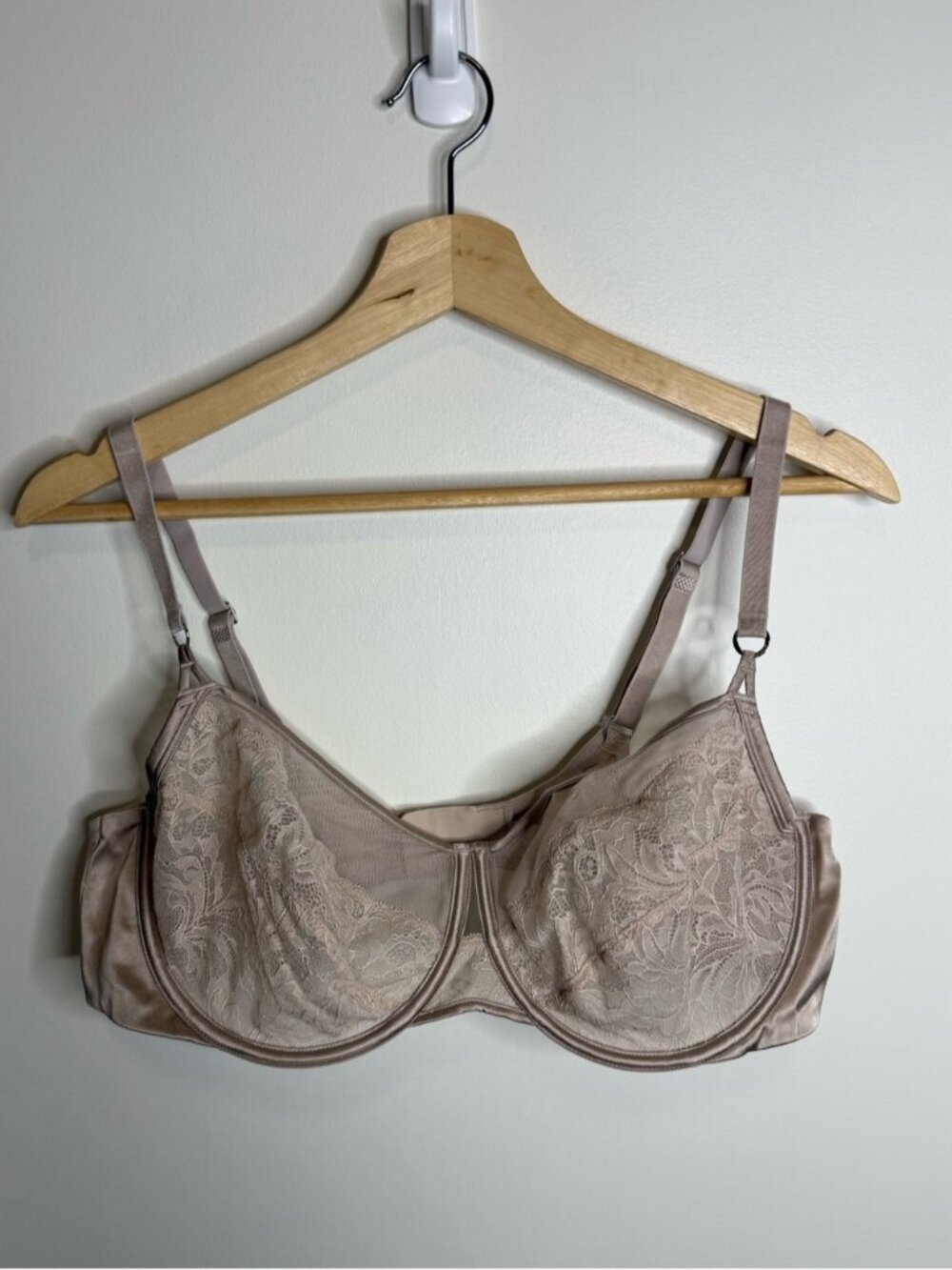 Autograph nude Lace Bra size 40C